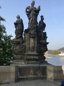 The statues depict various saints during 1683-1714.