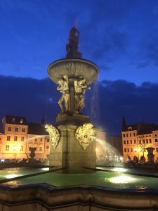 Here is a close up of Samson's Fountain framed by the night sky, in the plaza.